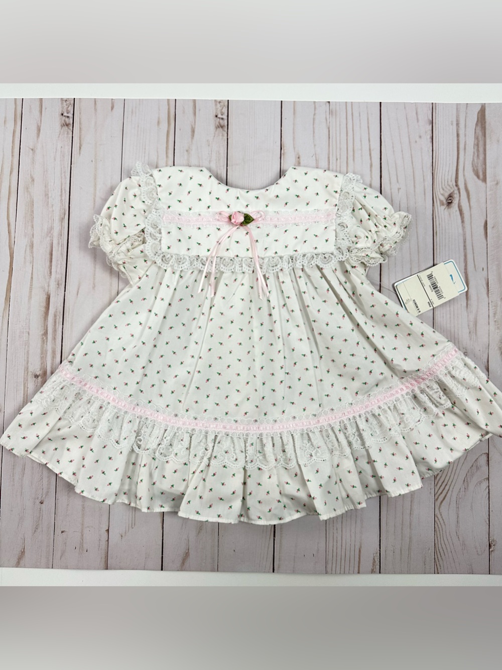BRYAN NWT vintage infant white tiny rose bib collar dress - size 6-9 months